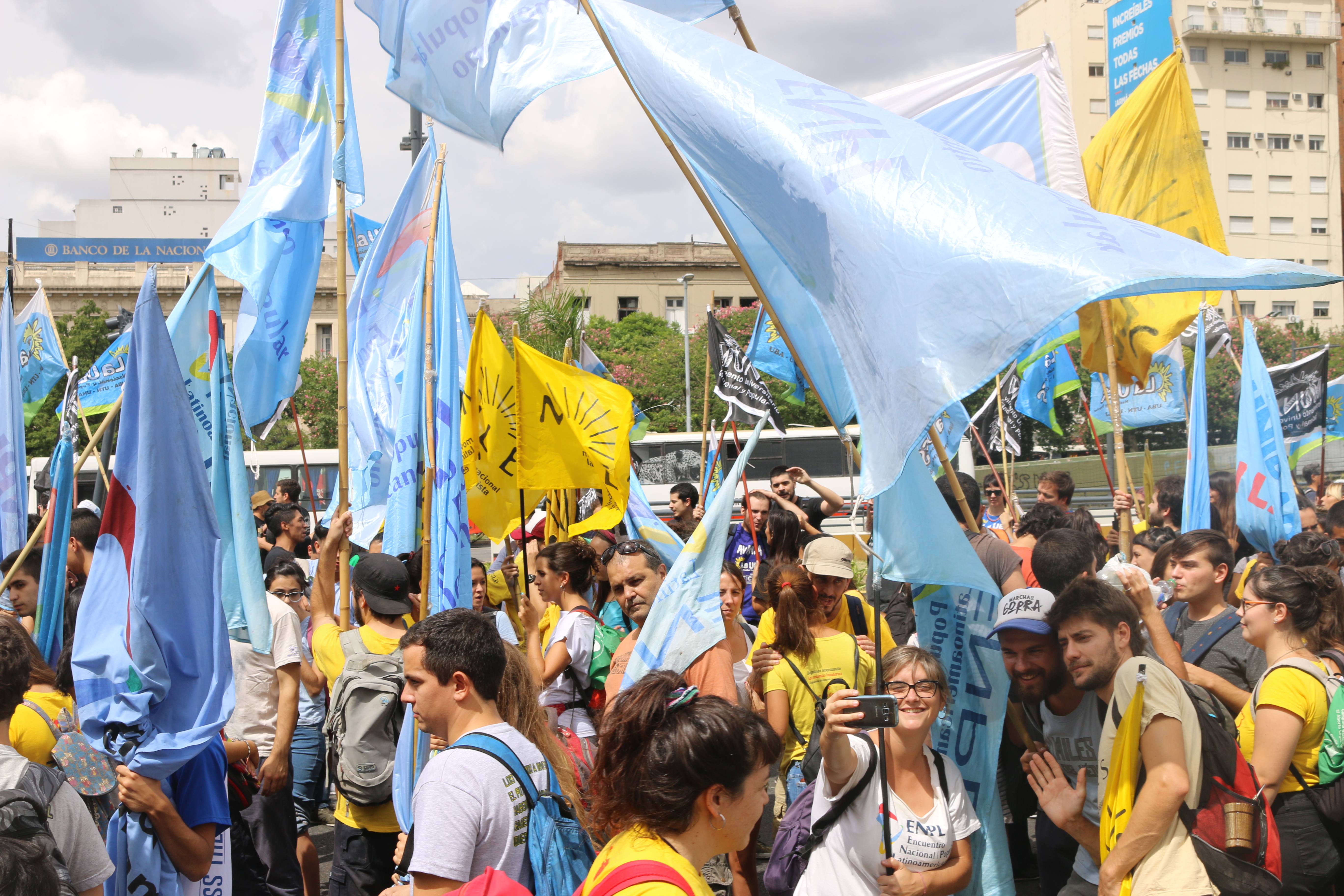 21F: 500MIL TRABAJADORES CONTRA EL AJUSTE