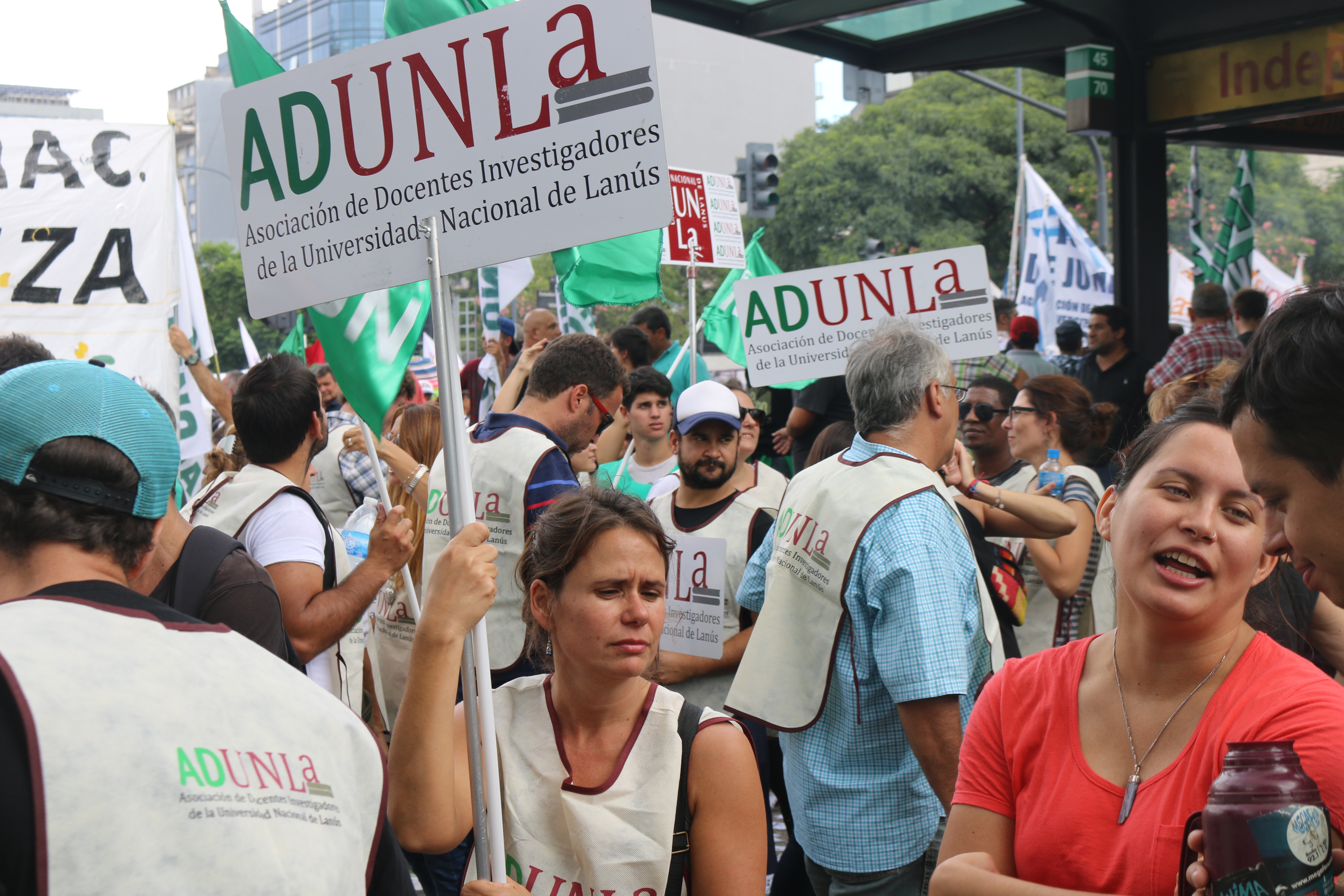 21F: 500MIL TRABAJADORES CONTRA EL AJUSTE