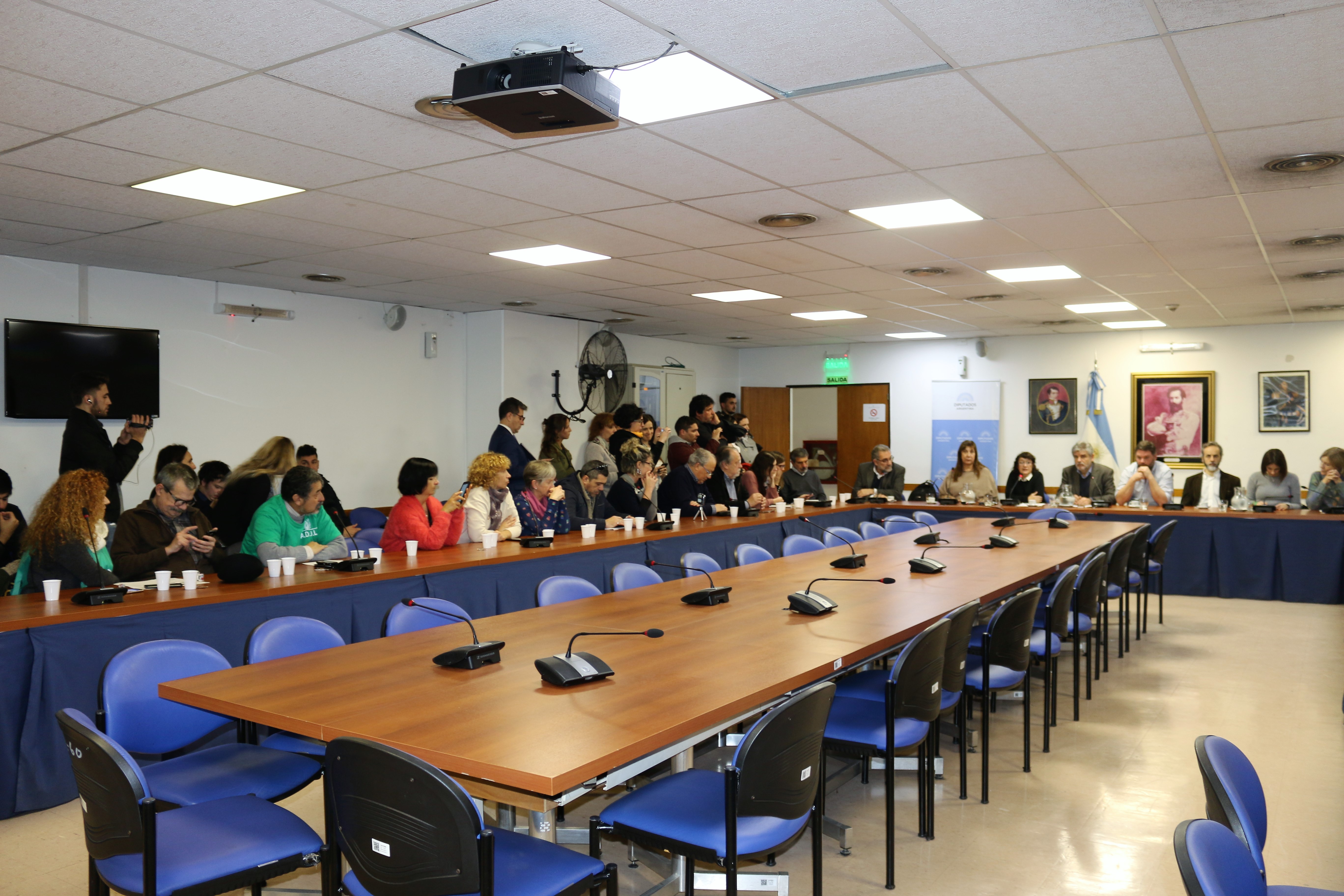 CONFLICTO DOCENTE EN CHUBUT: FEDUN PARTICIPÓ DE LA CONFERENCIA DE PRENSA EN DIPUTADOS