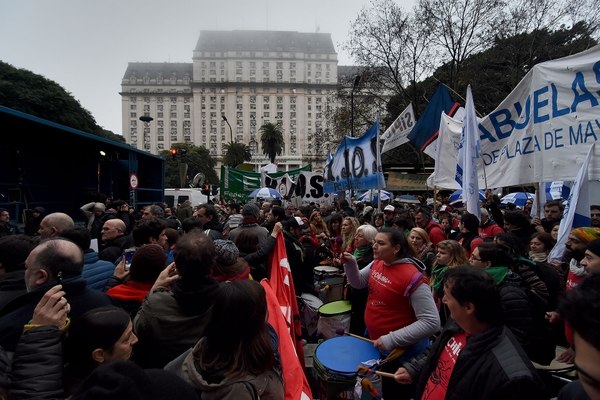 FUERZAS ARMADAS REPRESIVAS, ¡NUNCA MÁS!