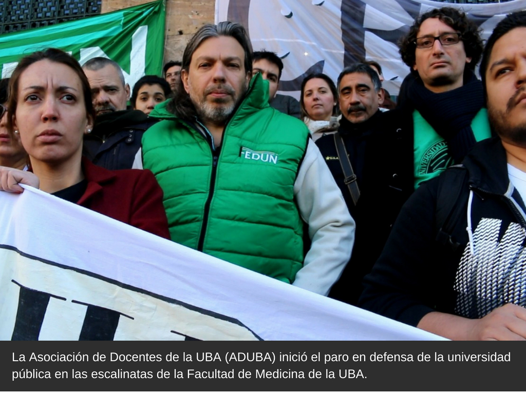 PARO DOCENTE: MULTITUDINARIO ACTO EN DEFENSA DE LA UNIVERSIDAD PÚBLICA EN LA FACULTAD DE MEDICINA