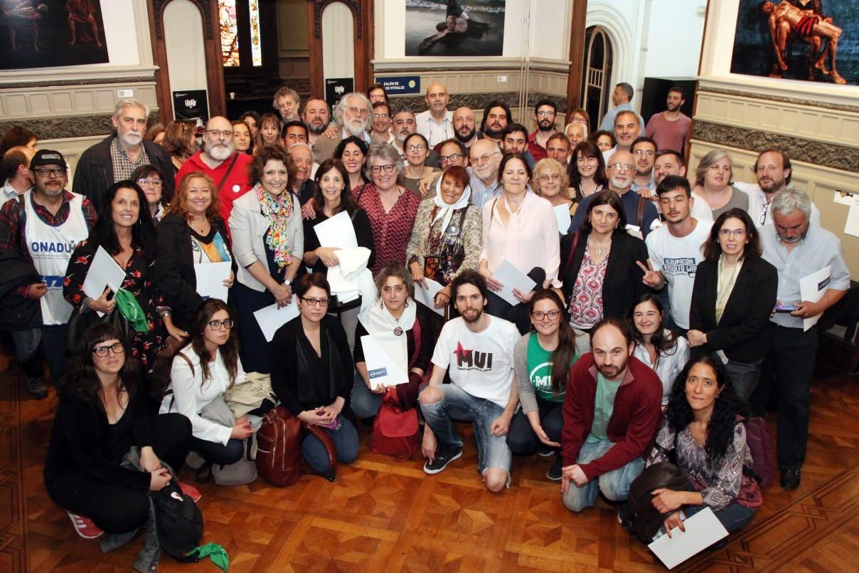 DEBATES PARA COORDINAR ACCIONES EN DEFENSA DE LOS DERECHOS HUMANOS Y LA DEMOCRACIA