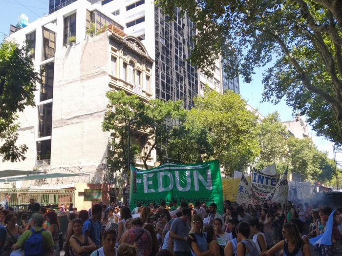 Alto acatamiento al Paro General Educativo y multitudinaria movilización a Plaza de Mayo