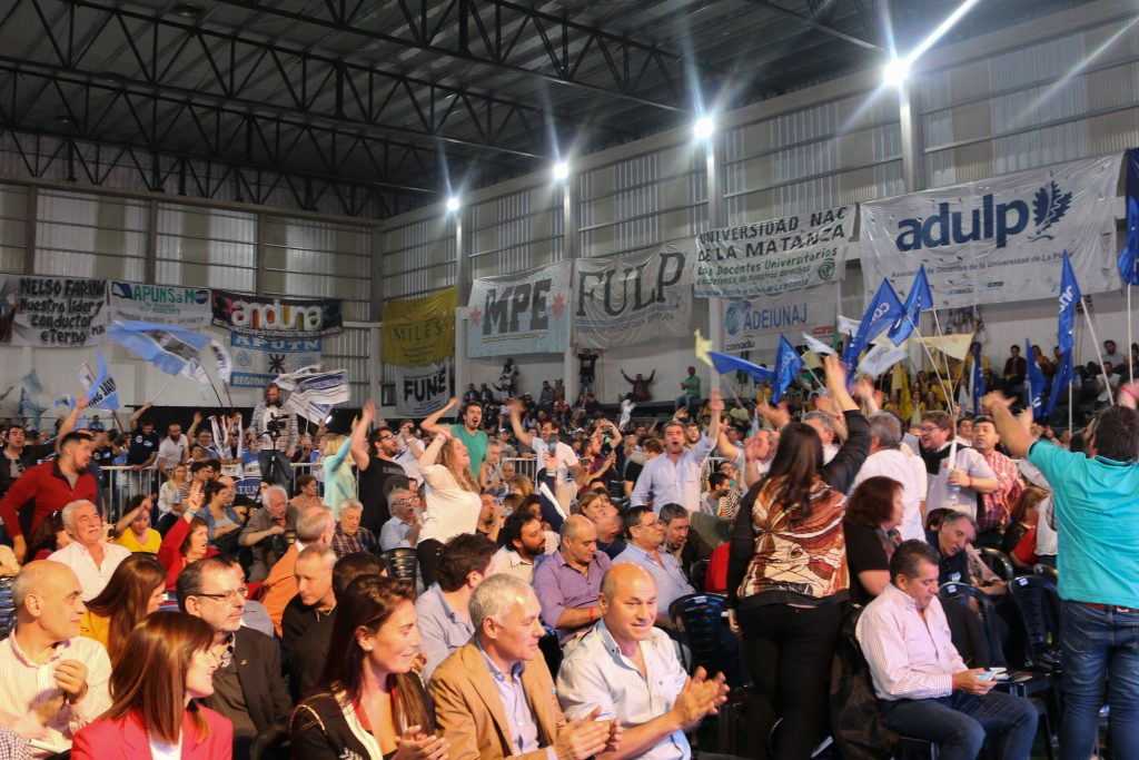 Docentes y no docentes festejamos los 70 años de la Gratuidad Universitaria