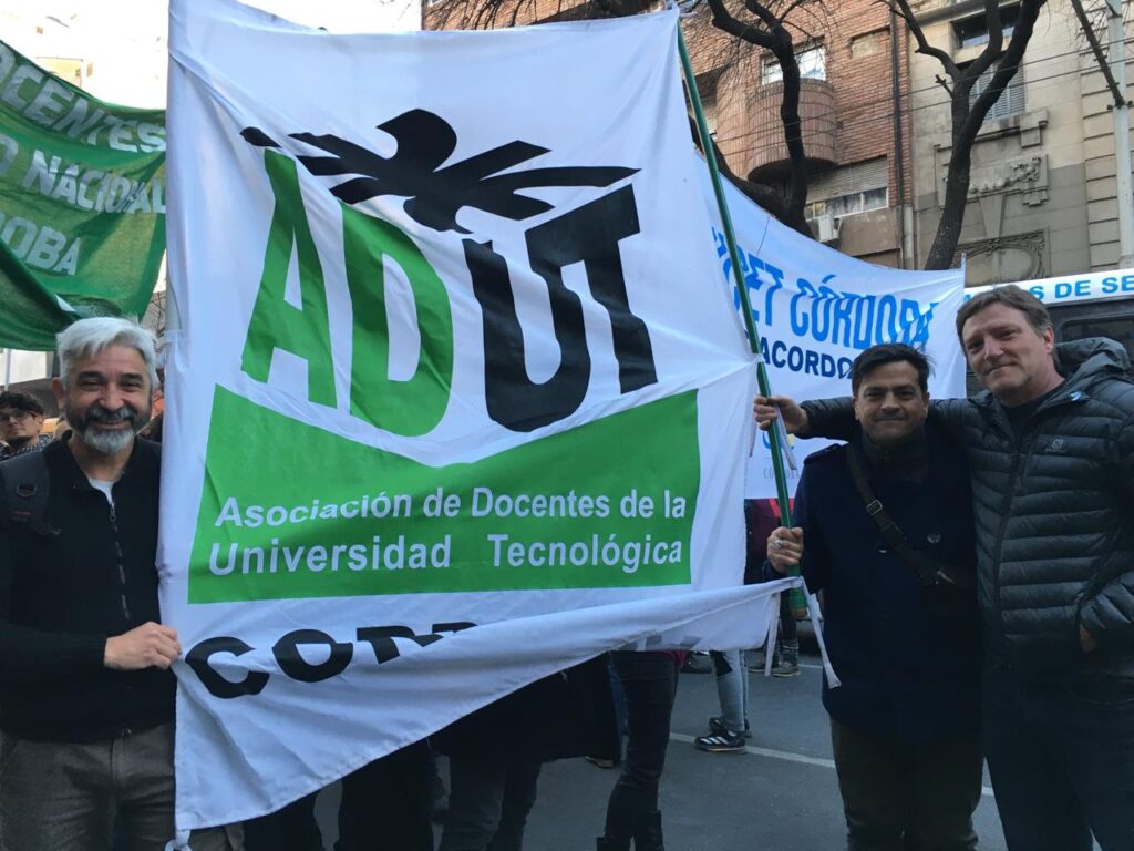 JORNADA EN DEFENSA DE LA UNIVERSIDAD PÚBLICA