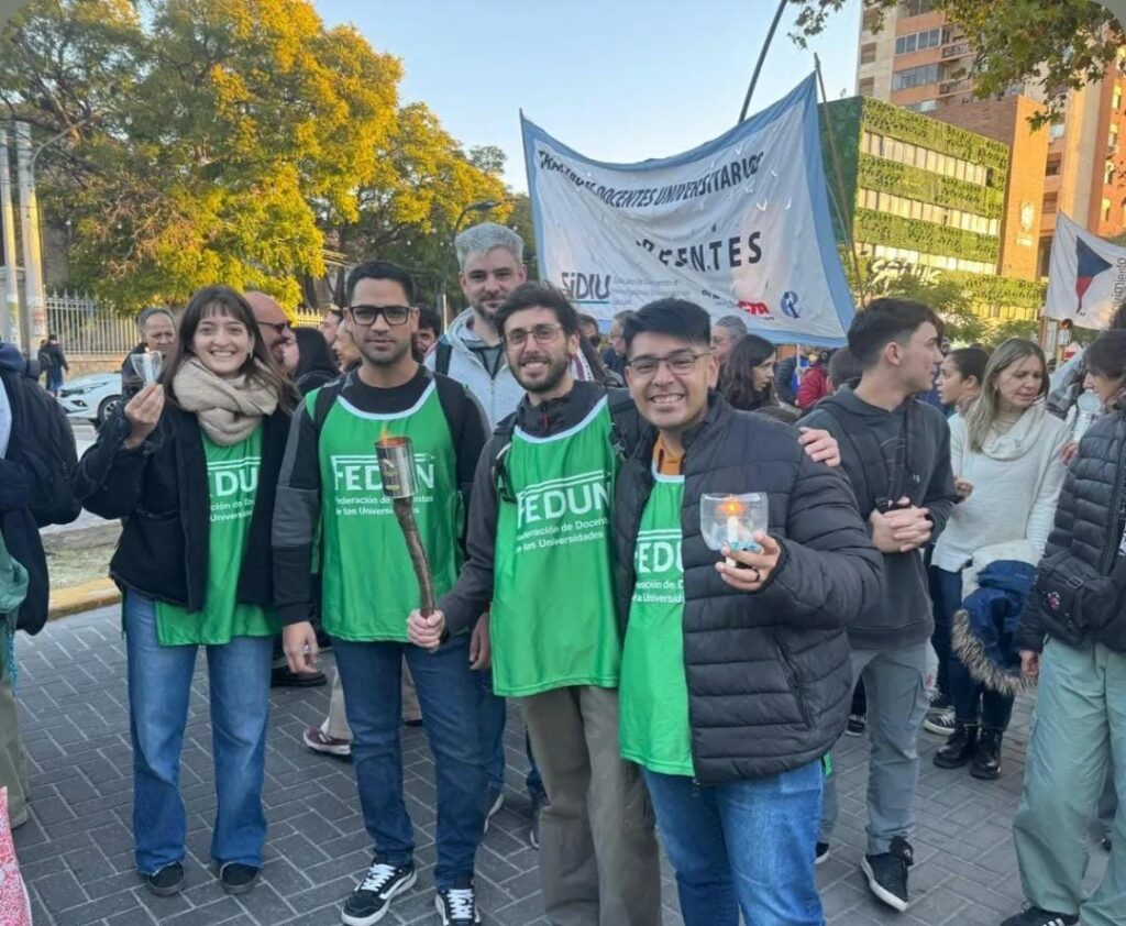 JORNADA EN DEFENSA DE LA UNIVERSIDAD PÚBLICA