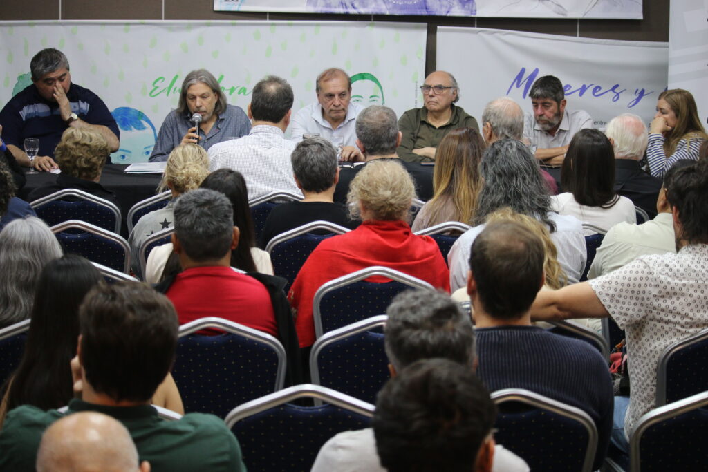 Se realizó el Congreso Extraordinario de la FEDUN