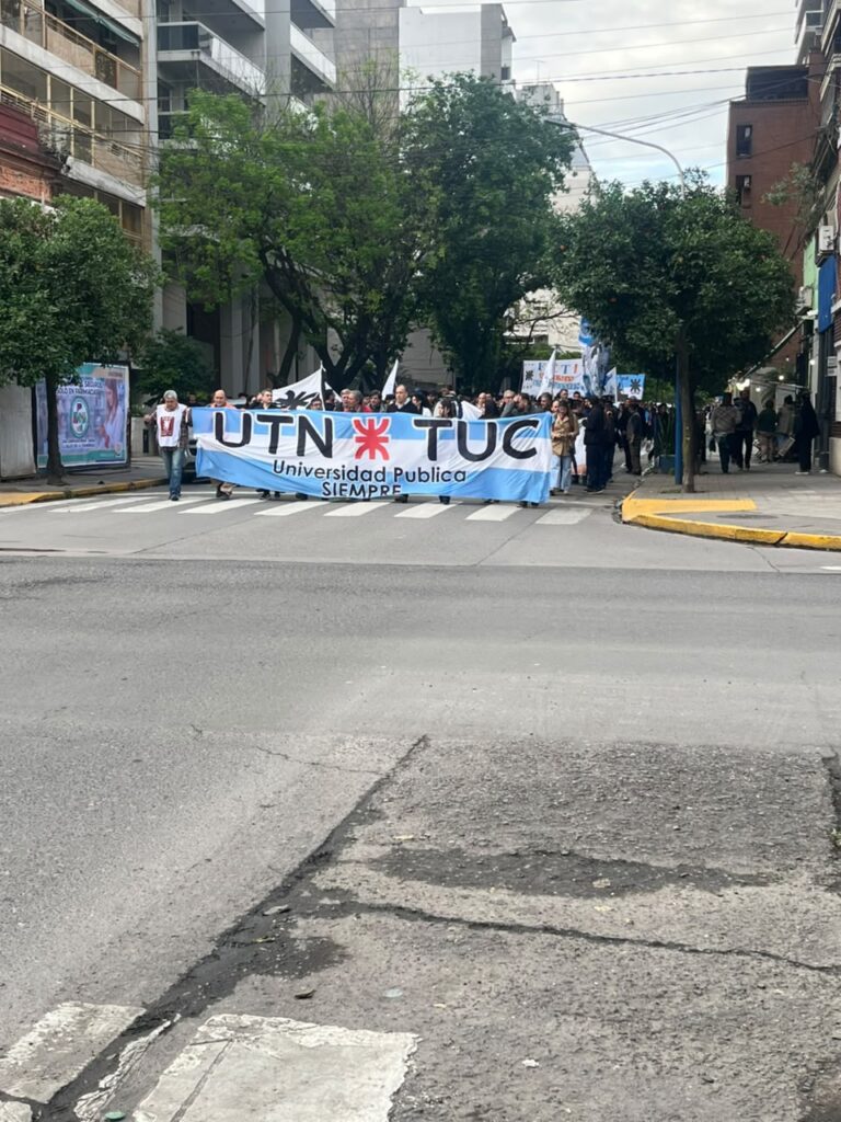 MÁS DE UN MILLÓN EN TODO EL PAÍS DEFENDIMOS LA UNIVERSIDAD PÚBLICA