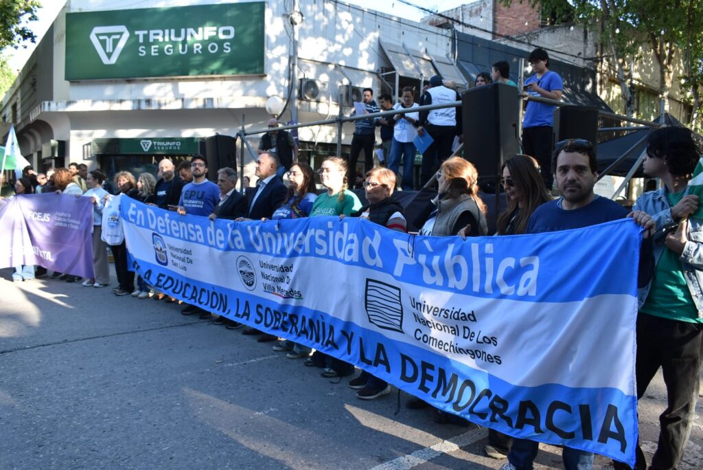 MÁS DE UN MILLÓN EN TODO EL PAÍS DEFENDIMOS LA UNIVERSIDAD PÚBLICA