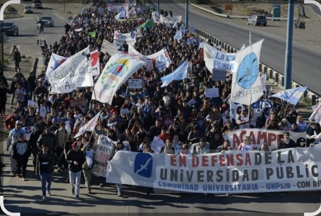 MÁS DE UN MILLÓN EN TODO EL PAÍS DEFENDIMOS LA UNIVERSIDAD PÚBLICA